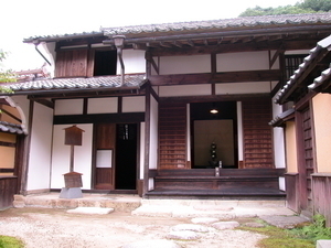 侘びさびの雰囲気漂う武家屋敷旧河島家