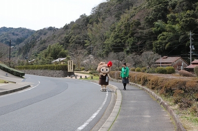 会場に歩いてくるらとちゃん