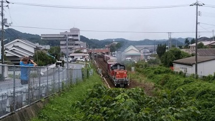 上り列車出発