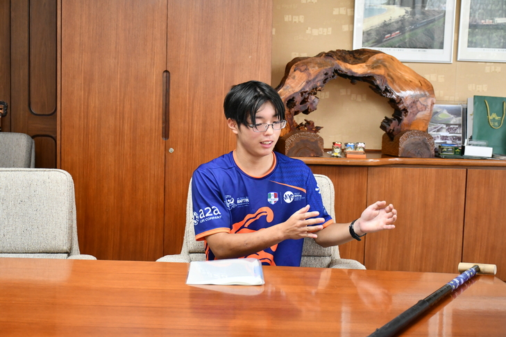 説明する木村さん