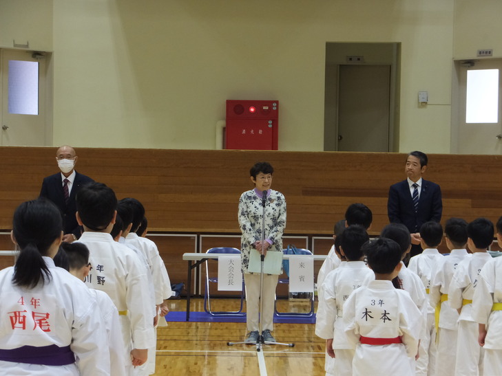 挨拶をする武田教育長