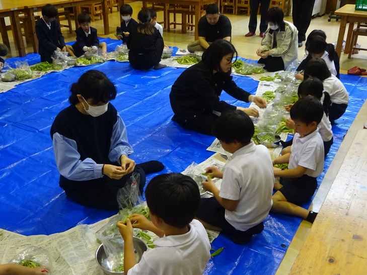 給食お助け隊の様子５