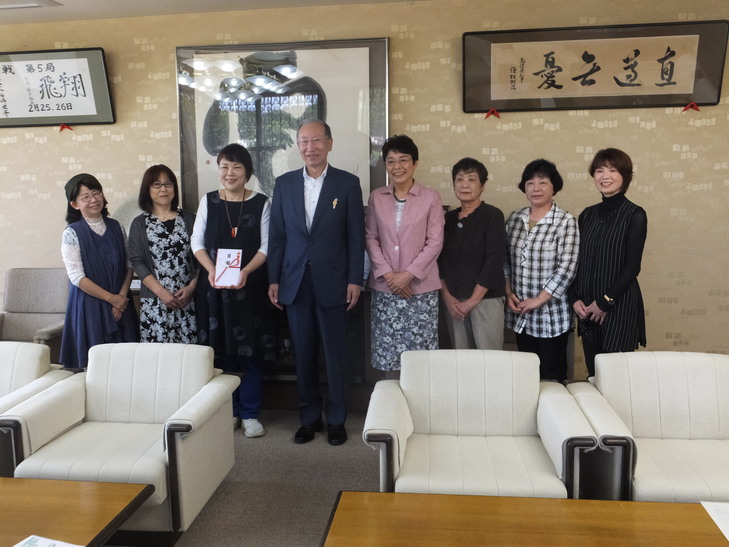 表敬来庁の様子２