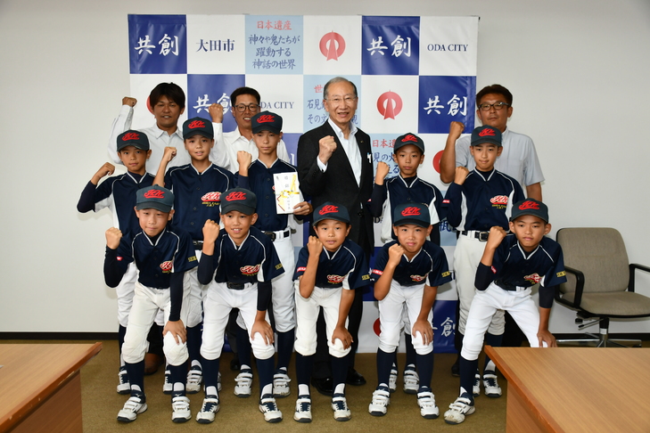 市長とちーむチームとｔ