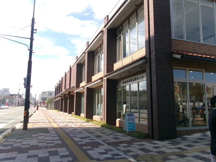 パレット駅側外観