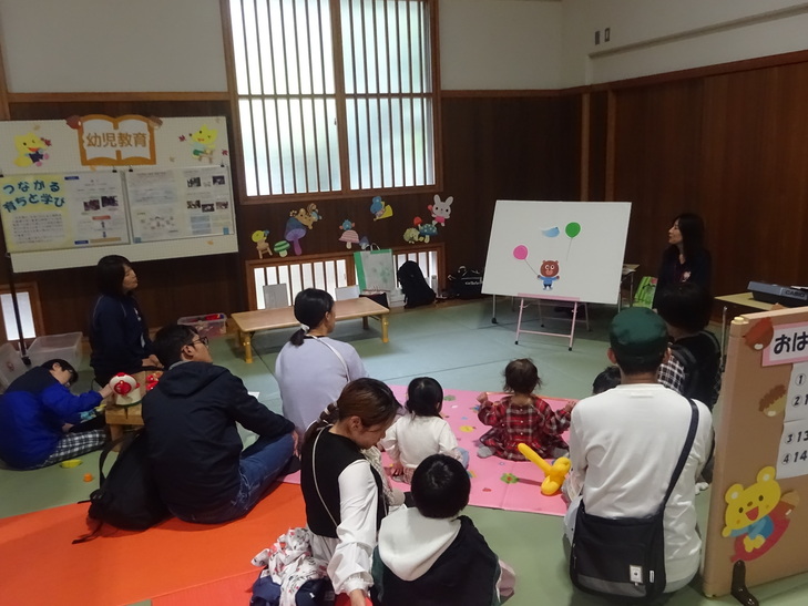 幼児教育（パネルシアター・大型絵本など）