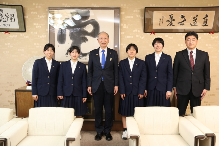 市長と先生と生徒の皆さん