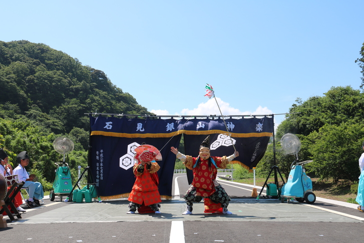 土江子ども神楽団