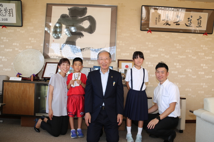 市長と森脇さんとそのご家族