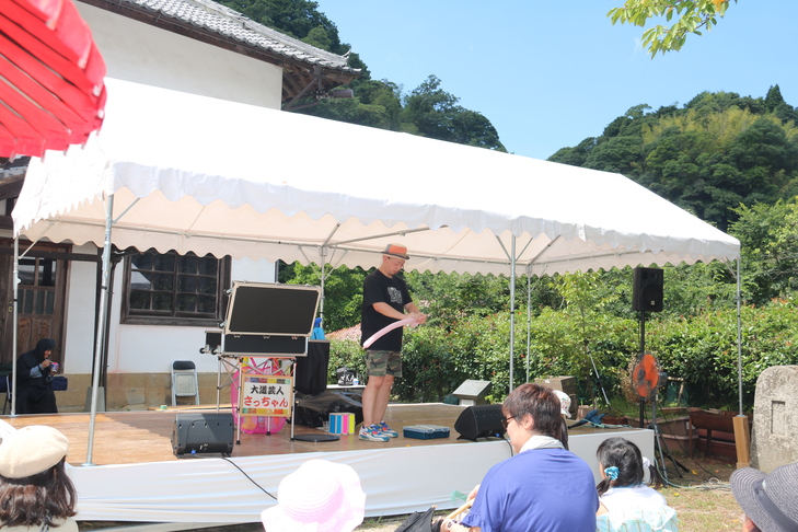 大道芸人さっちゃんステージ