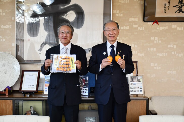 岡田代表理事と市長