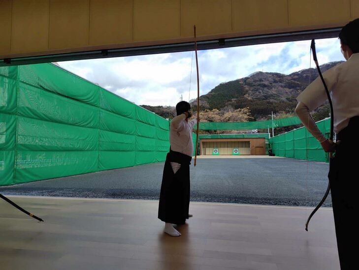 参加者による祝射