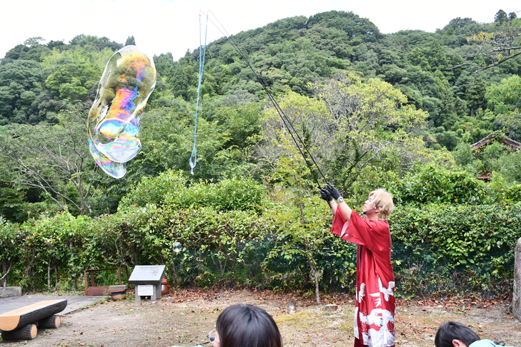 シャボン玉ショー2