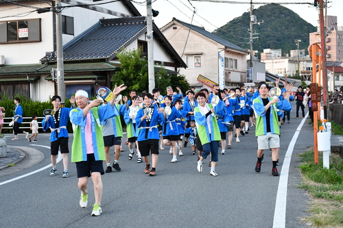 天領さん踊り